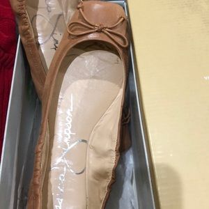 Tan- Ballerina flats